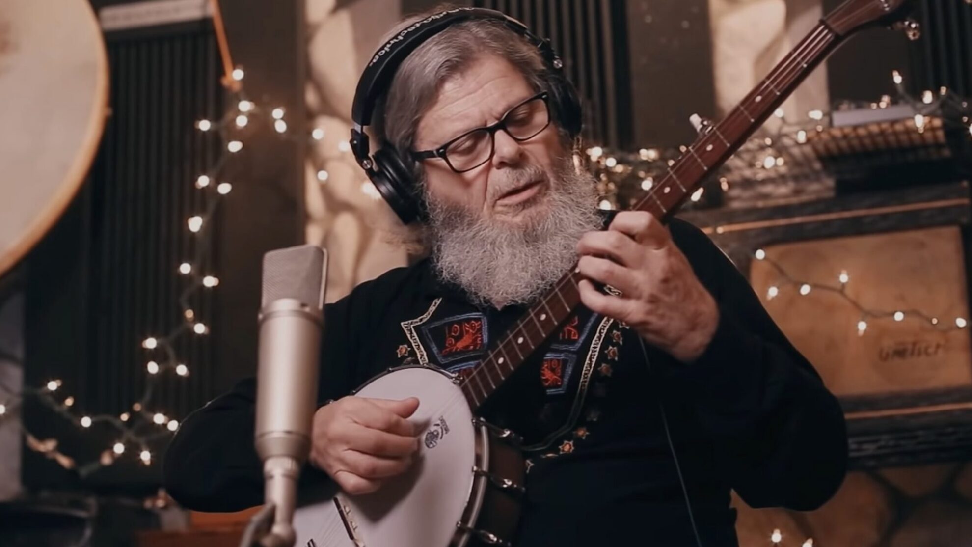 Austin Wintory talks to Gustavo Santaolalla