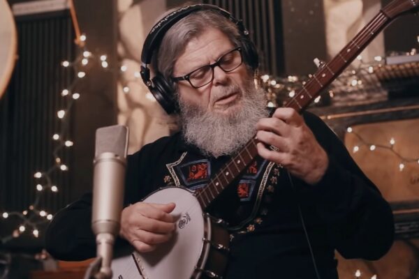 Austin Wintory talks to Gustavo Santaolalla